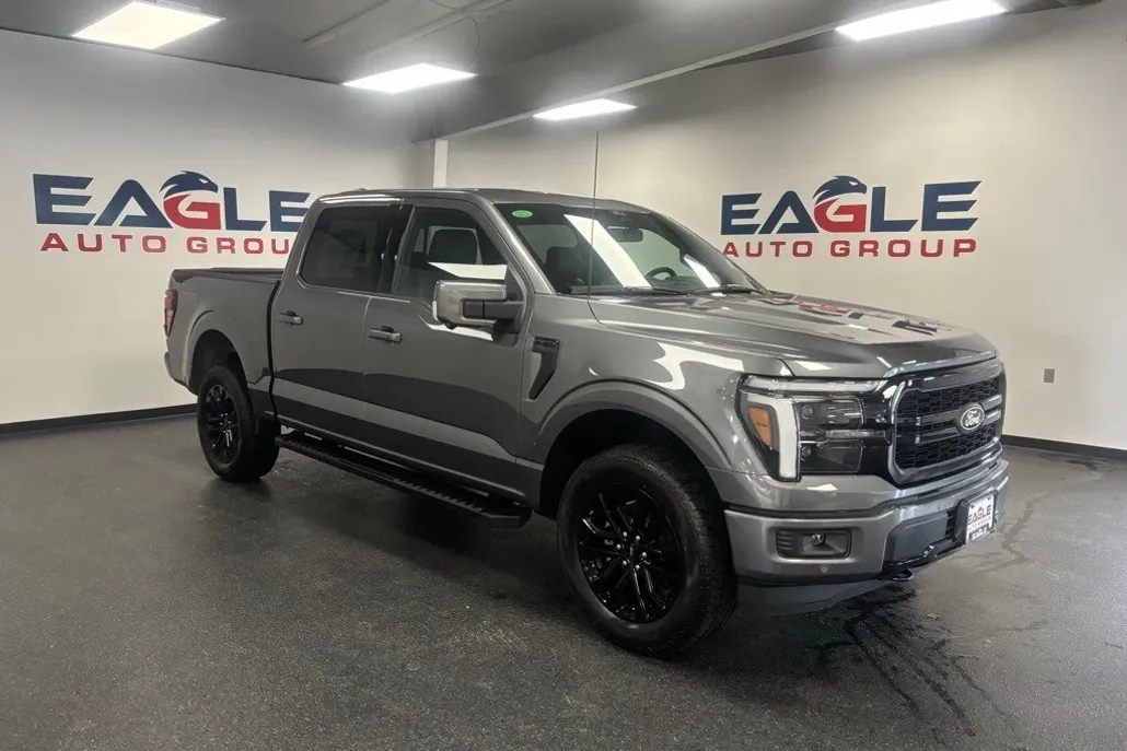 2025 Ford F-150 Lariat photo 1