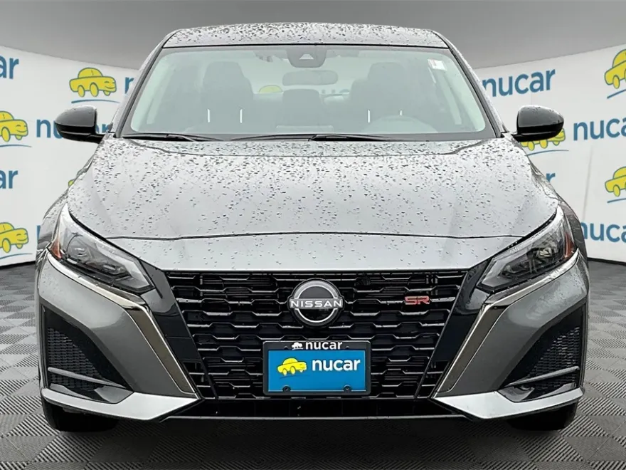 2025 Nissan Altima 2.5 SR photo 1
