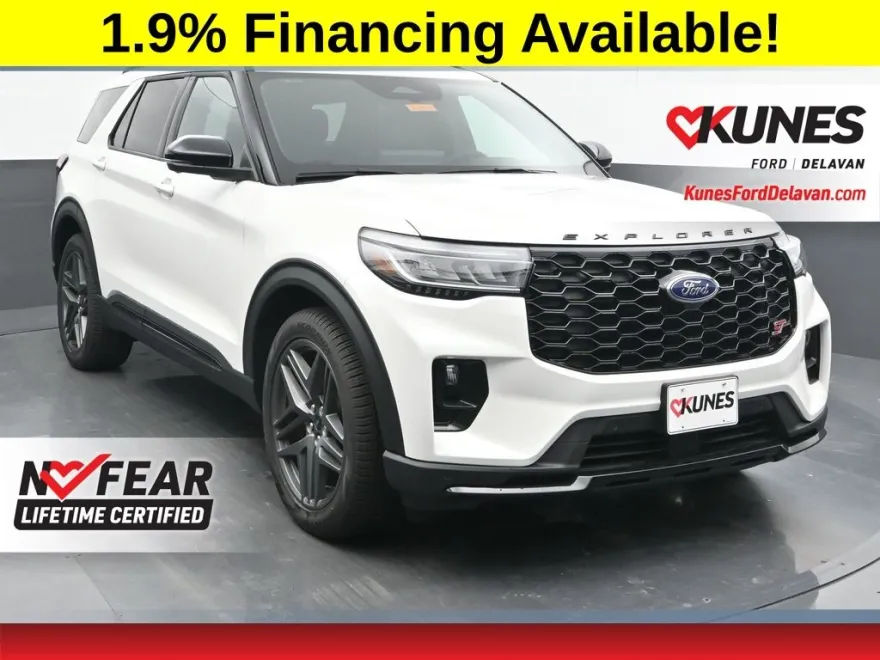 2025 Ford Explorer ST photo 1
