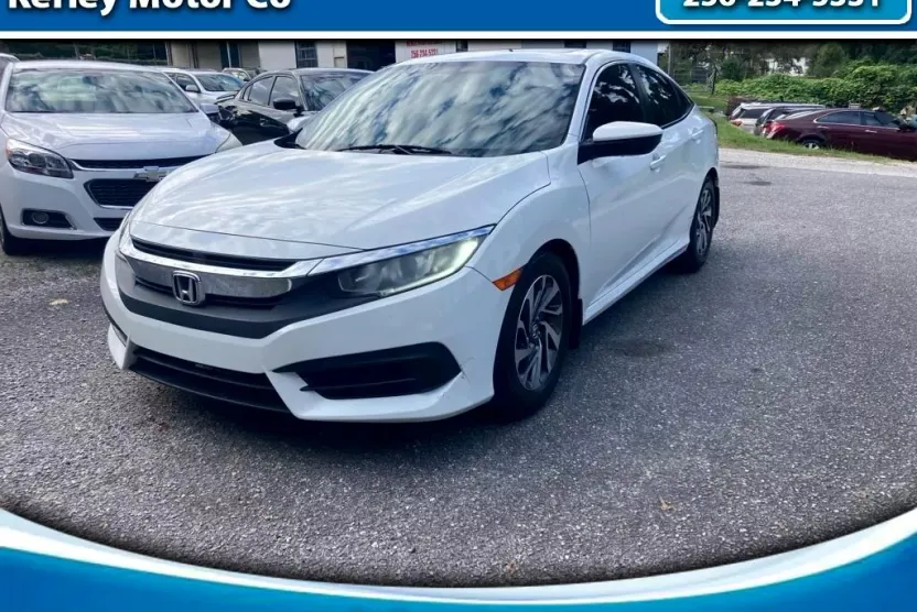 2018 Honda Civic EX photo 1