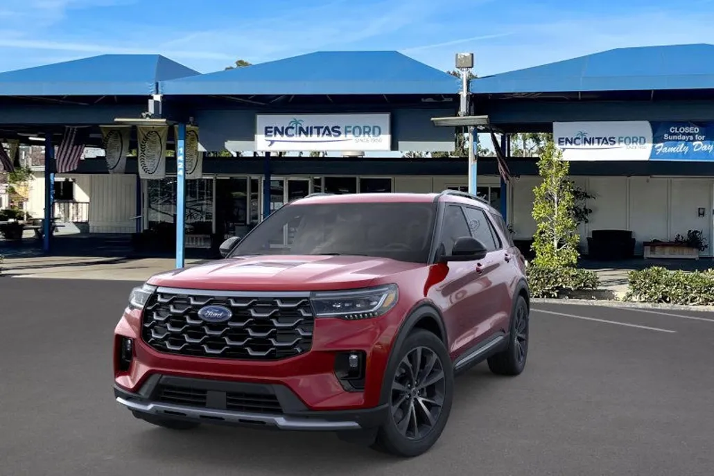 2025 Ford Explorer Platinum photo 1