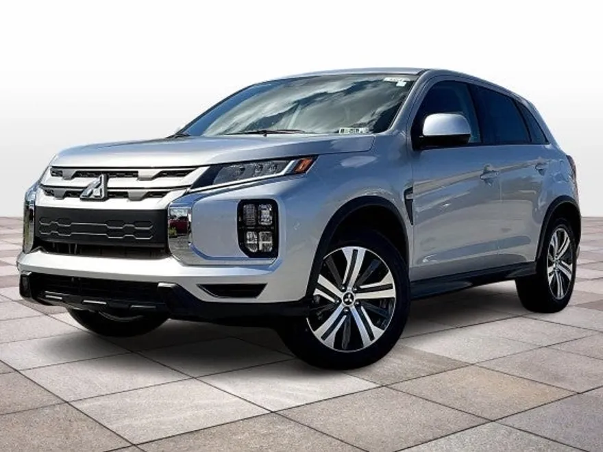2025 Mitsubishi Outlander Sport ES photo 1