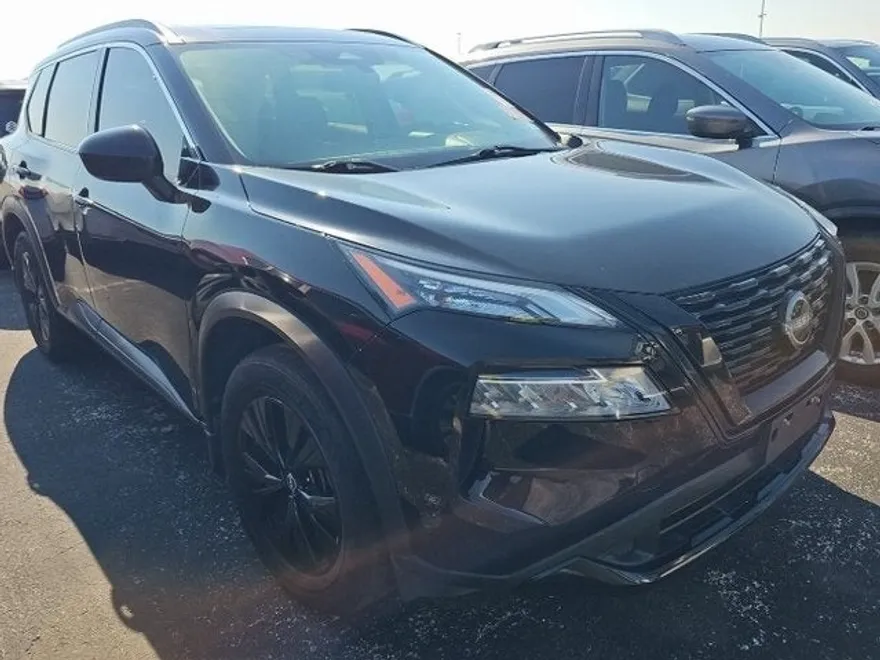 2023 Nissan Rogue SV photo 1