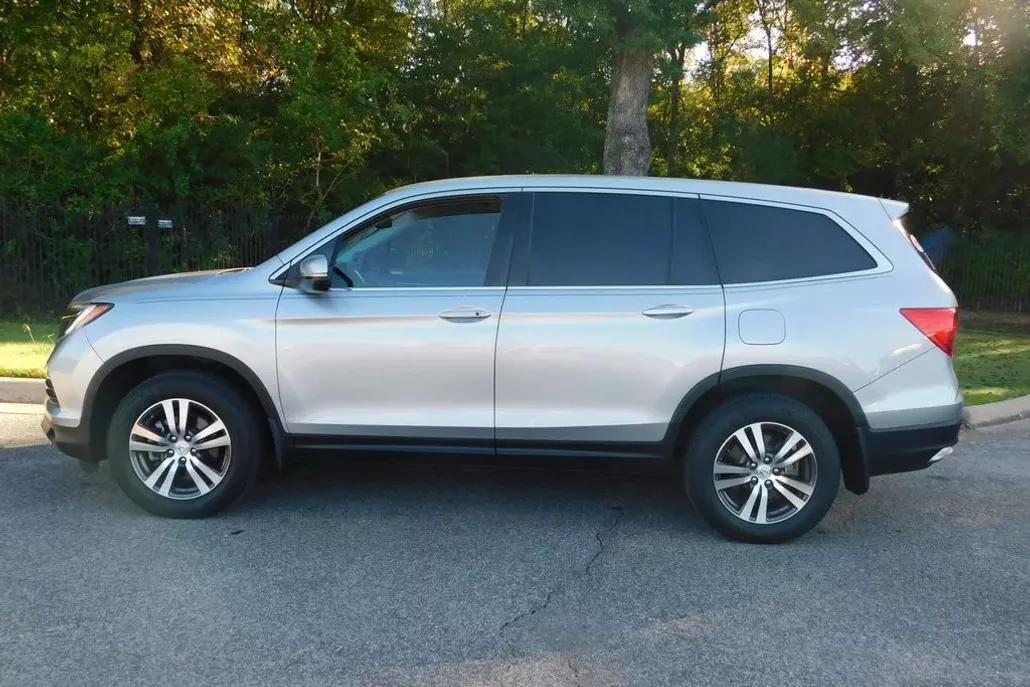 2018 Honda Pilot EX-L photo 1