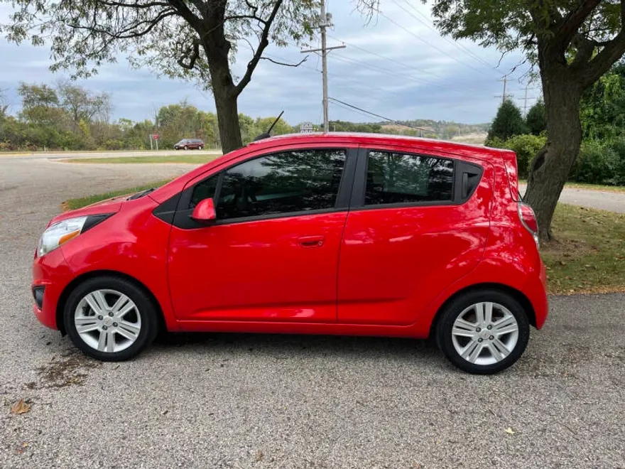2015 Chevrolet Spark 1LT photo 1