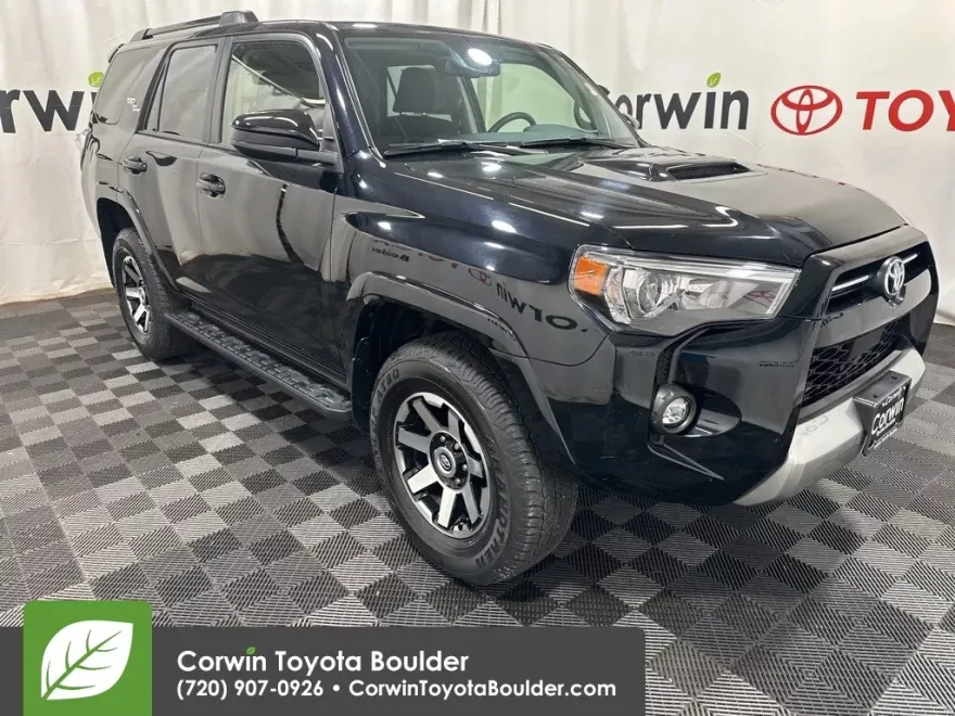 2024 Toyota 4Runner TRD Off-Road photo 1