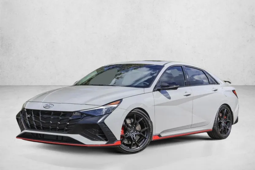 2022 Hyundai Elantra N photo 1
