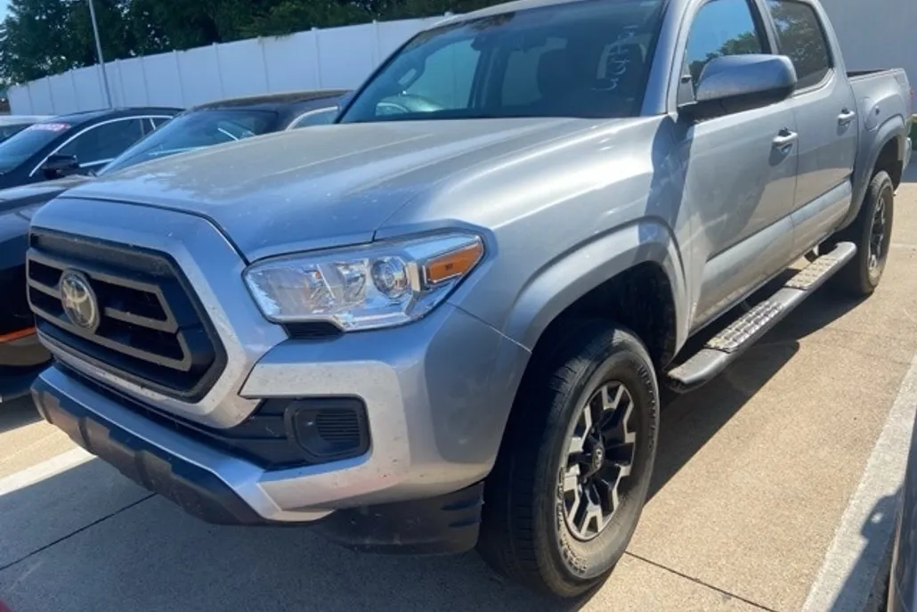 2022 Toyota Tacoma SR photo 1