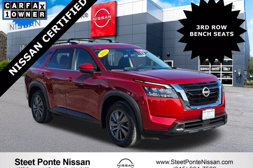 2023 Nissan Pathfinder SV photo 1