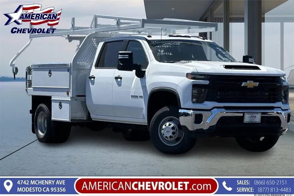 2024 Chevrolet Silverado 3500HD Work Truck photo 1