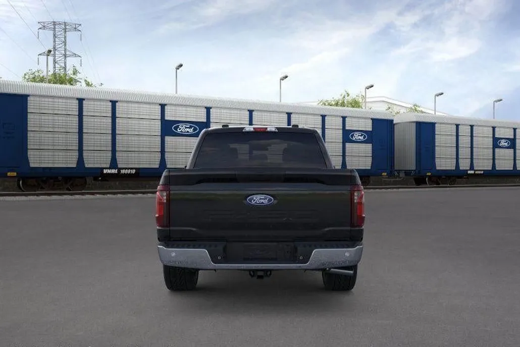 2025 Ford F-150 XL photo 1