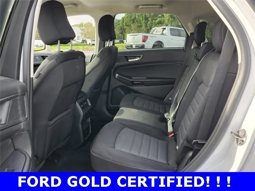 2024 Ford Edge SE photo 1