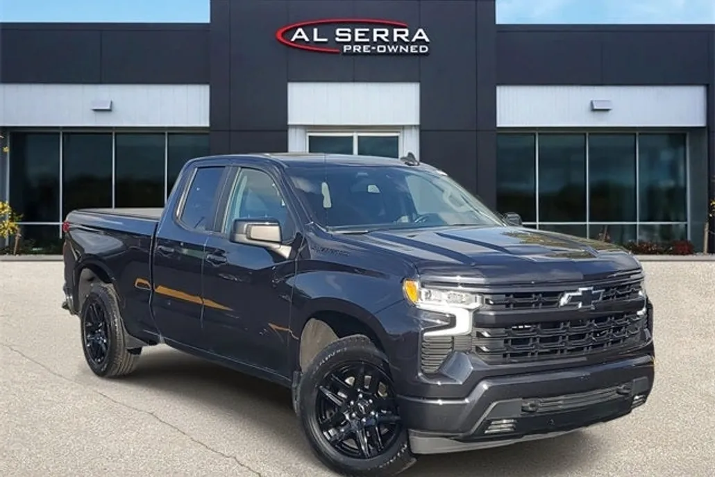 2022 Chevrolet Silverado 1500 RST photo 1