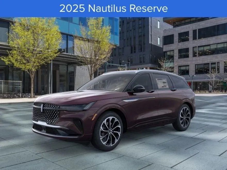 2025 Lincoln Nautilus Reserve photo 1