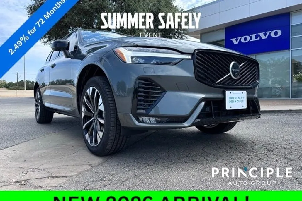 2026 Volvo XC60 B5 Plus photo 1