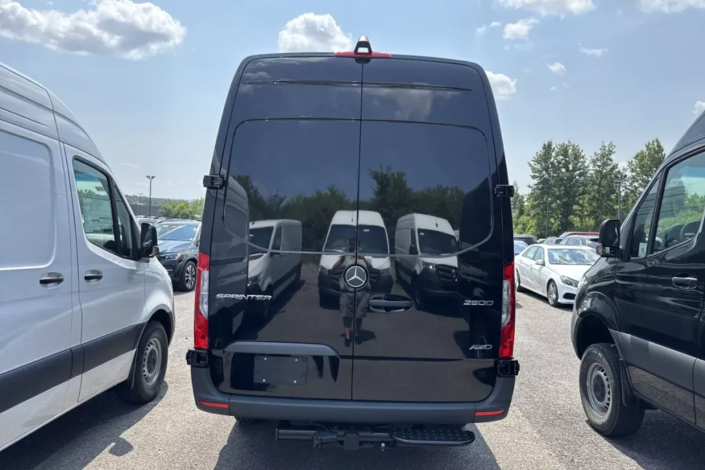 2025 Mercedes Benz Sprinter Cargo Van 2500 High Roof photo 1
