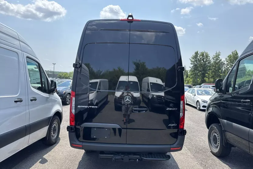 2025 Mercedes Benz Sprinter Cargo Van 2500 High Roof photo 1