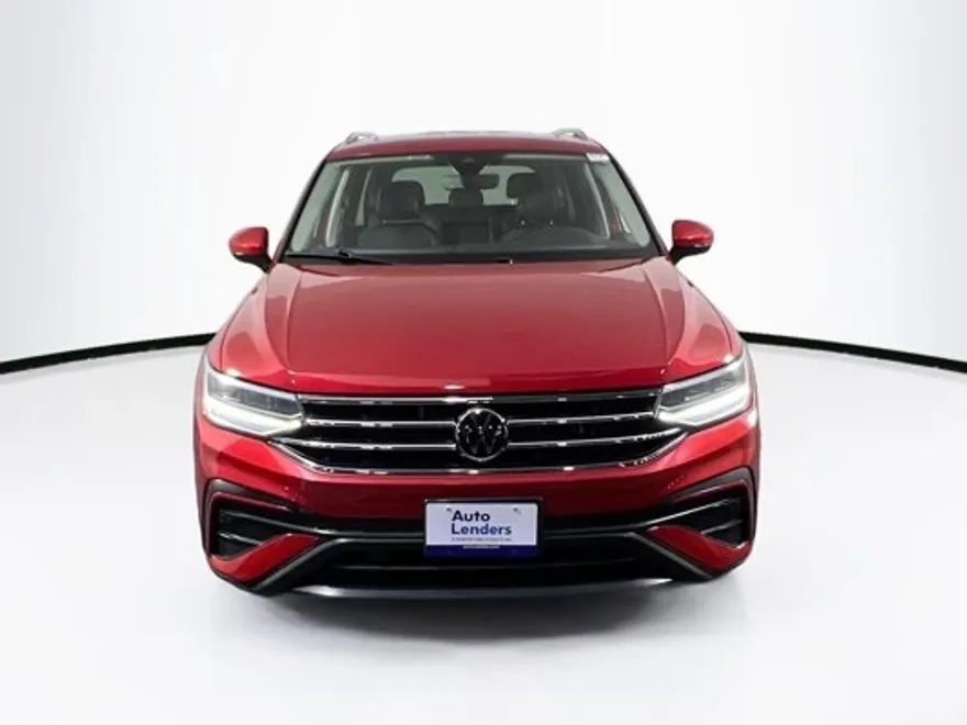 2022 Volkswagen Tiguan SE photo 1