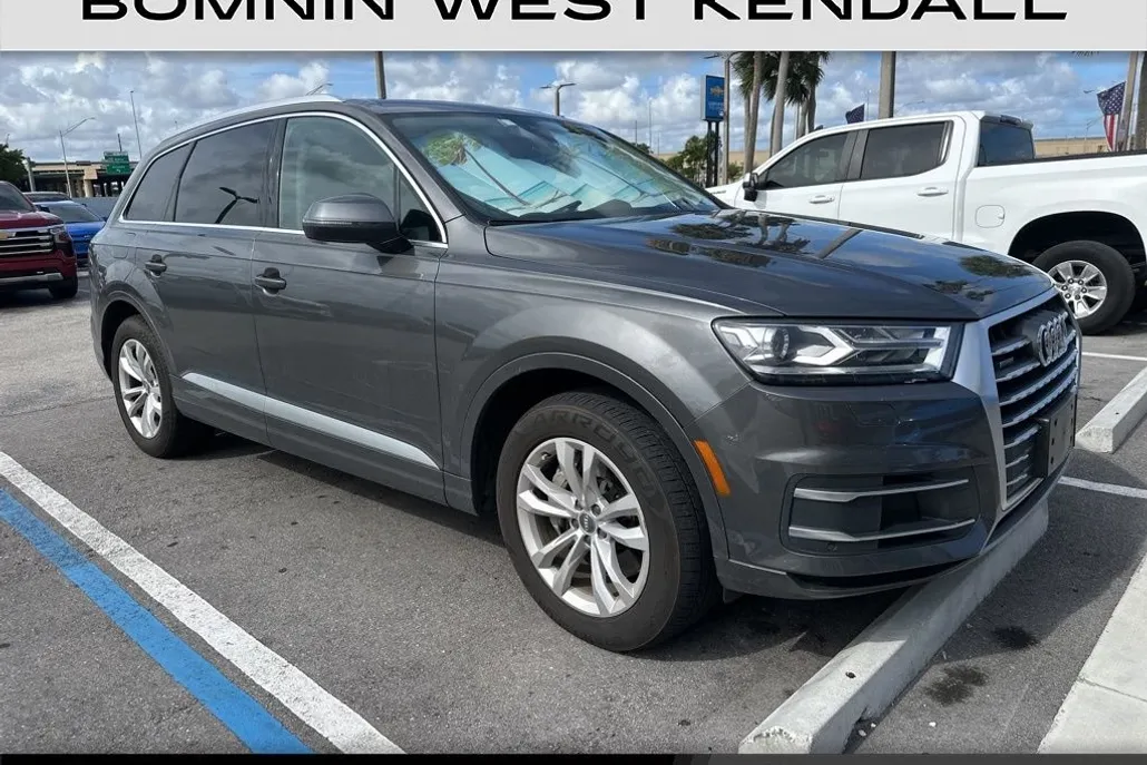 2019 Audi Q7 Premium photo 1