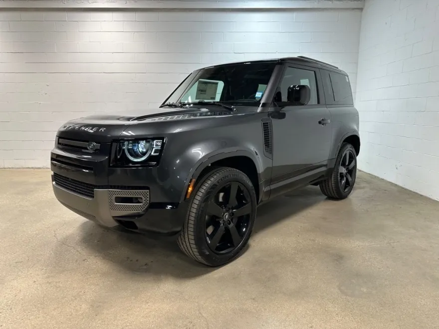 2025 Land Rover Defender 90 X-Dynamic SE photo 1