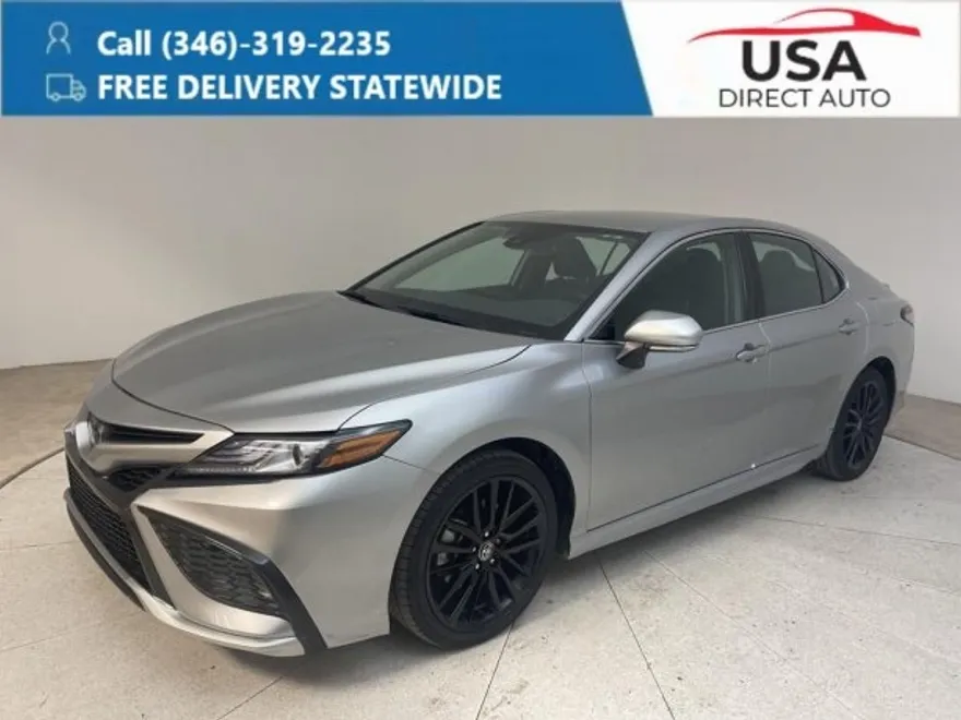 2023 Toyota Camry XSE photo 1