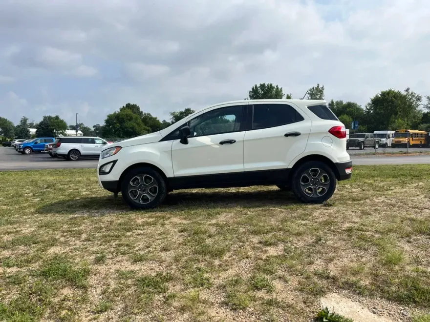 2020 Ford EcoSport S photo 1