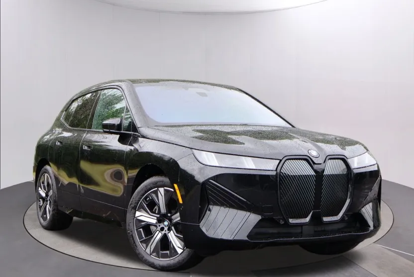 2026 Bmw iX photo 1