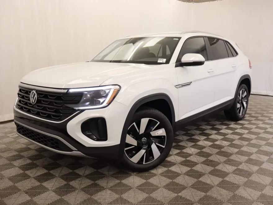 2026 Volkswagen Atlas Cross Sport SE Technology photo 1