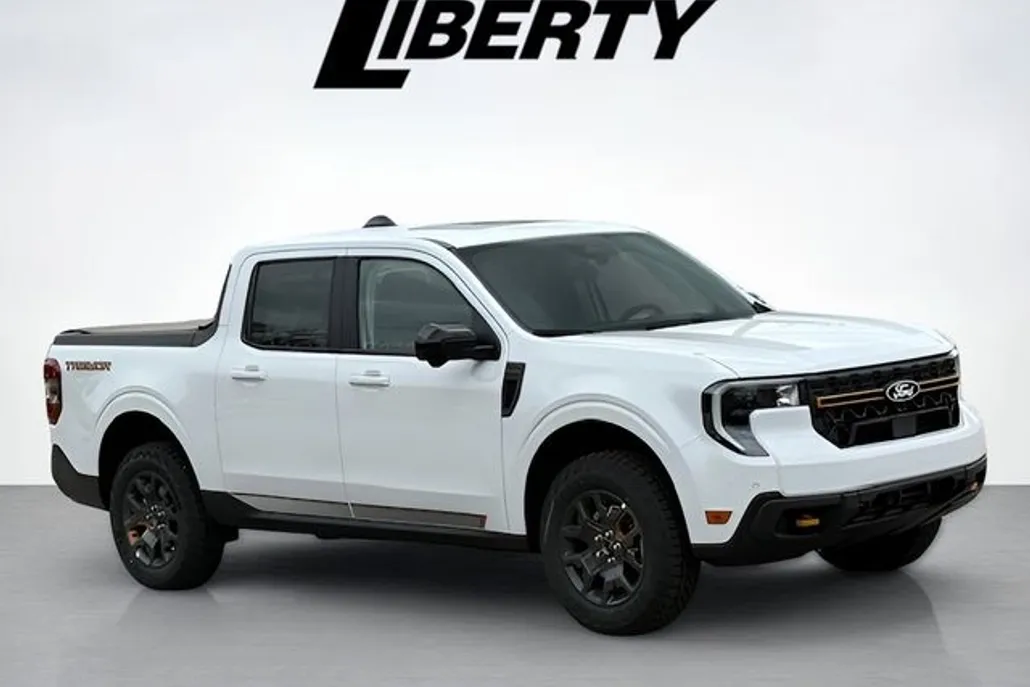 2025 Ford Maverick Tremor photo 1
