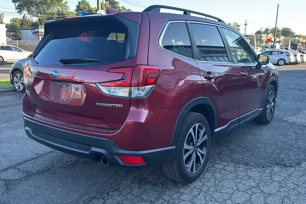 2020 Subaru Forester Limited photo 1