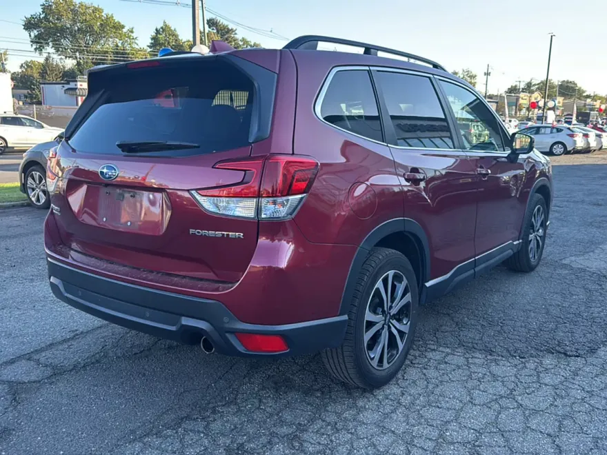 2020 Subaru Forester Limited photo 1