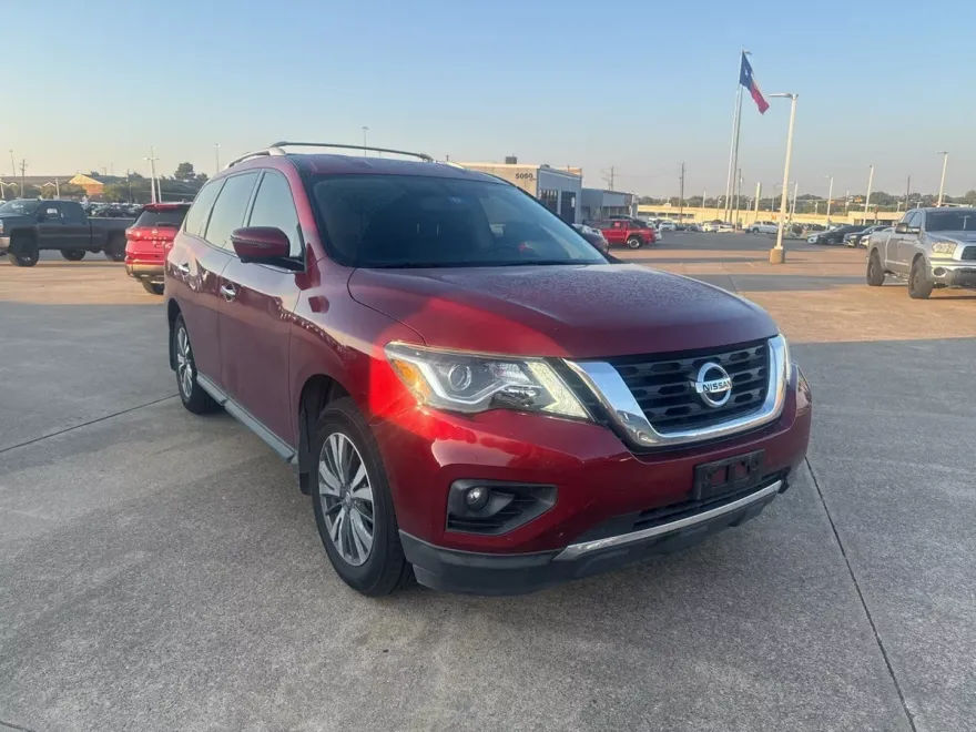 2020 Nissan Pathfinder SL photo 1