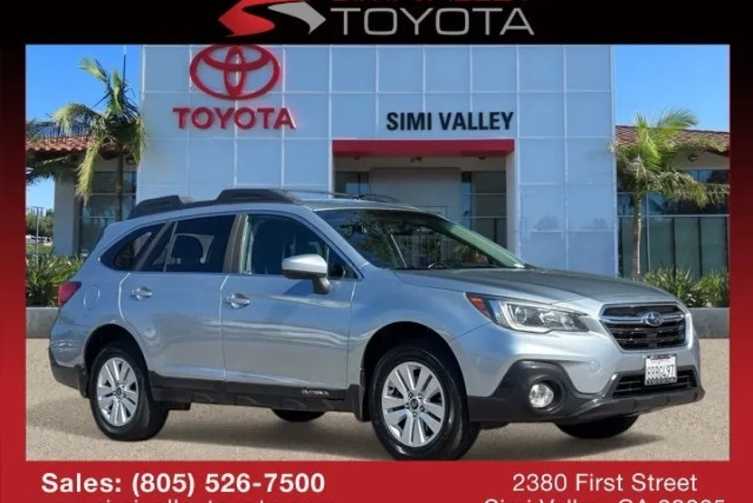 2018 Subaru Outback 2.5i Premium photo 1
