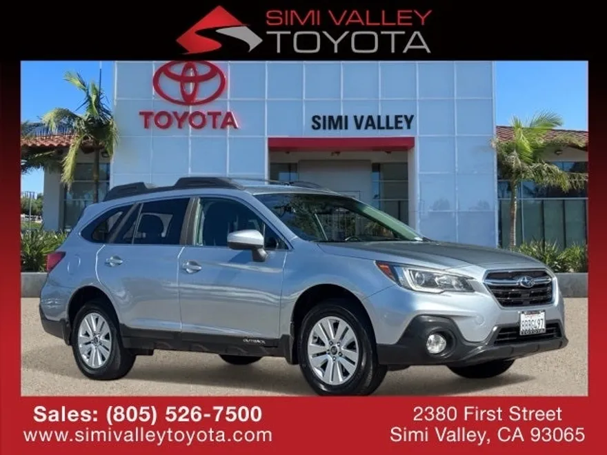 2018 Subaru Outback 2.5i Premium photo 1