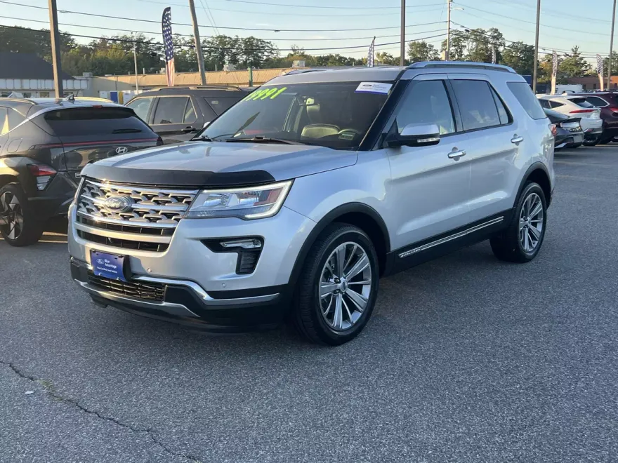 2018 Ford Explorer Limited photo 1