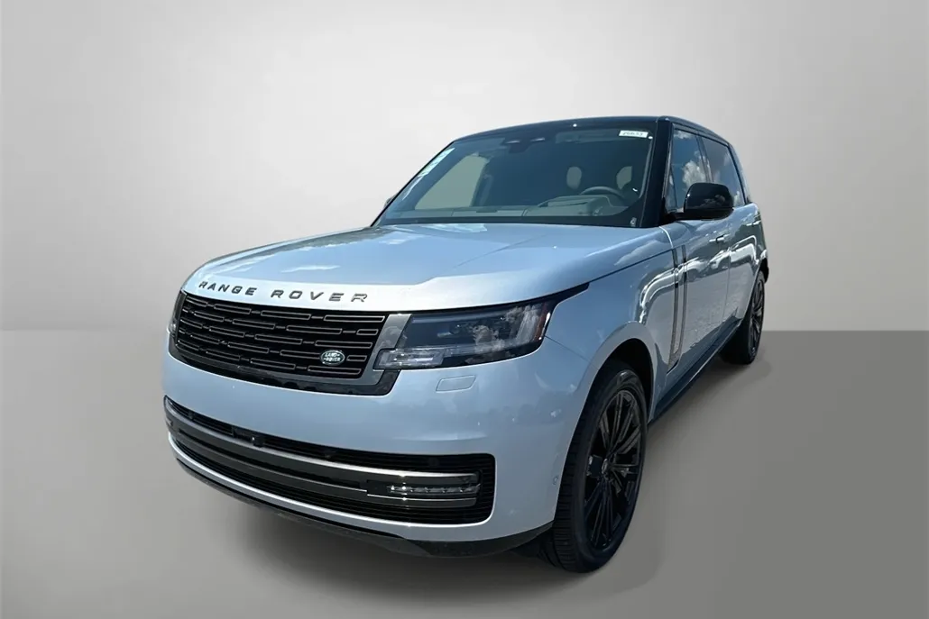 2025 Land Rover Range Rover SE photo 1