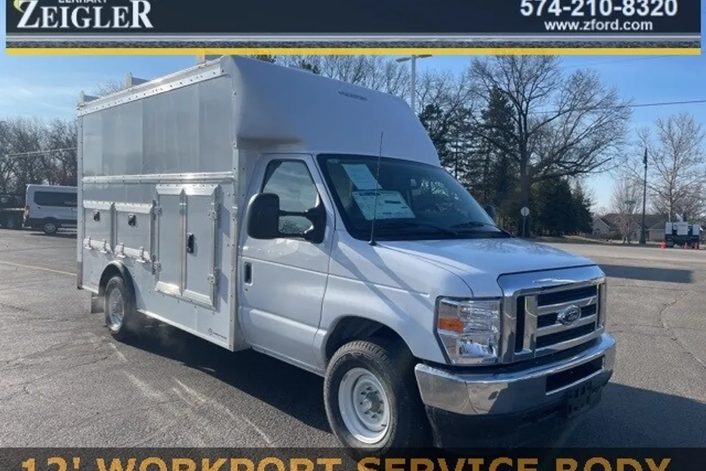 2025 Ford E-350 Base photo 1