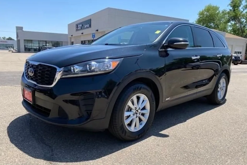 2020 Kia Sorento LX photo 1