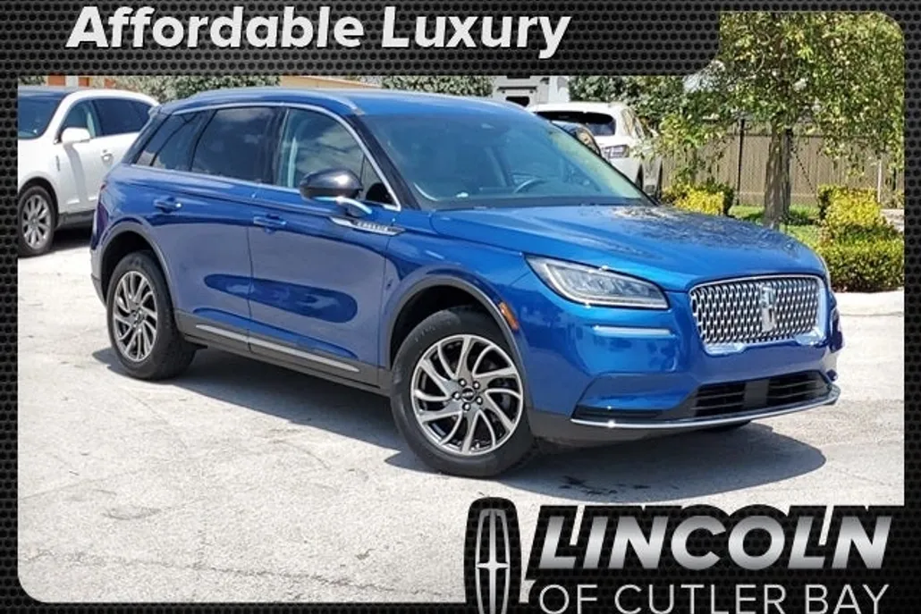 2021 Lincoln Corsair Standard photo 1