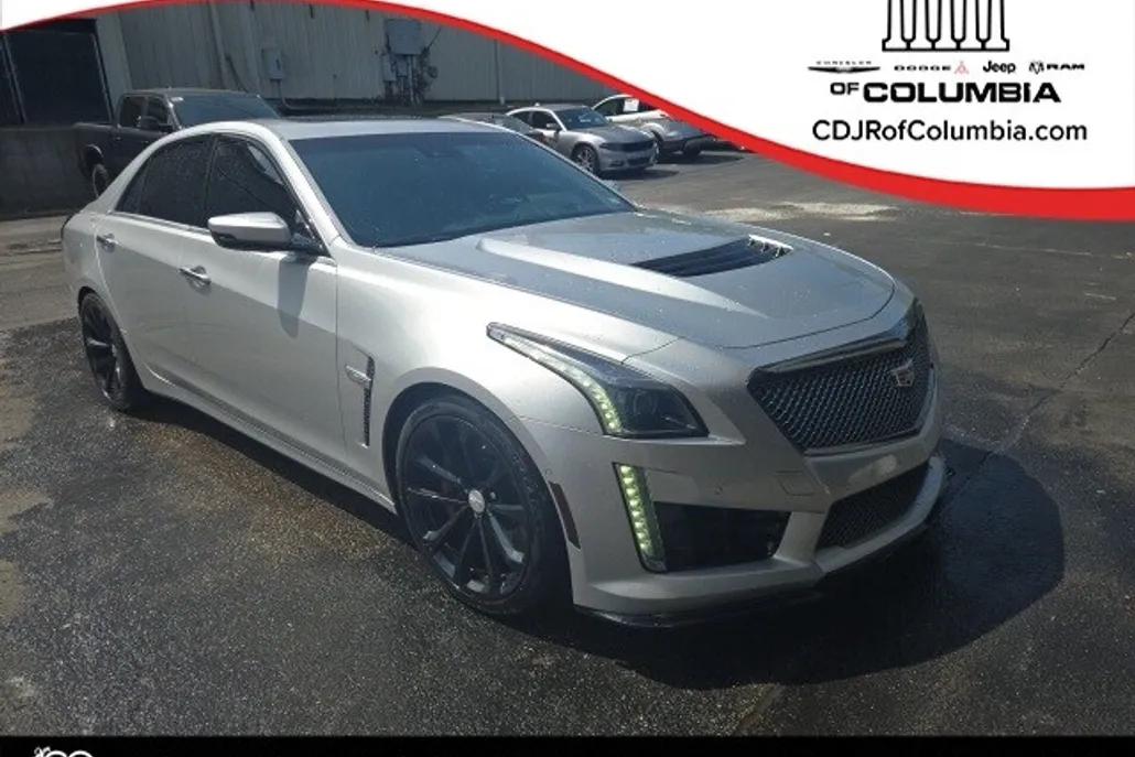 2017 Cadillac CTS V Sedan Base photo 1