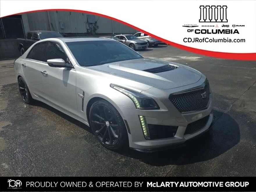 2017 Cadillac CTS V Sedan Base photo 1