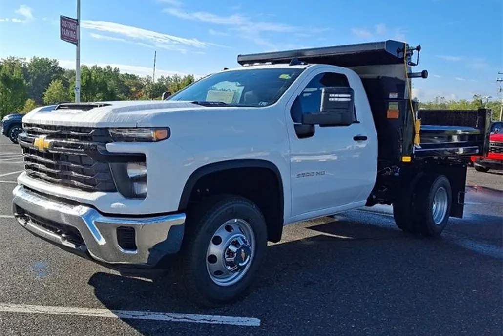 2025 Chevrolet Silverado 3500HD Work Truck photo 1