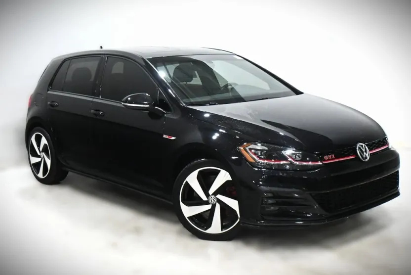 2019 Volkswagen Golf GTI Rabbit SE Autobahn photo 1