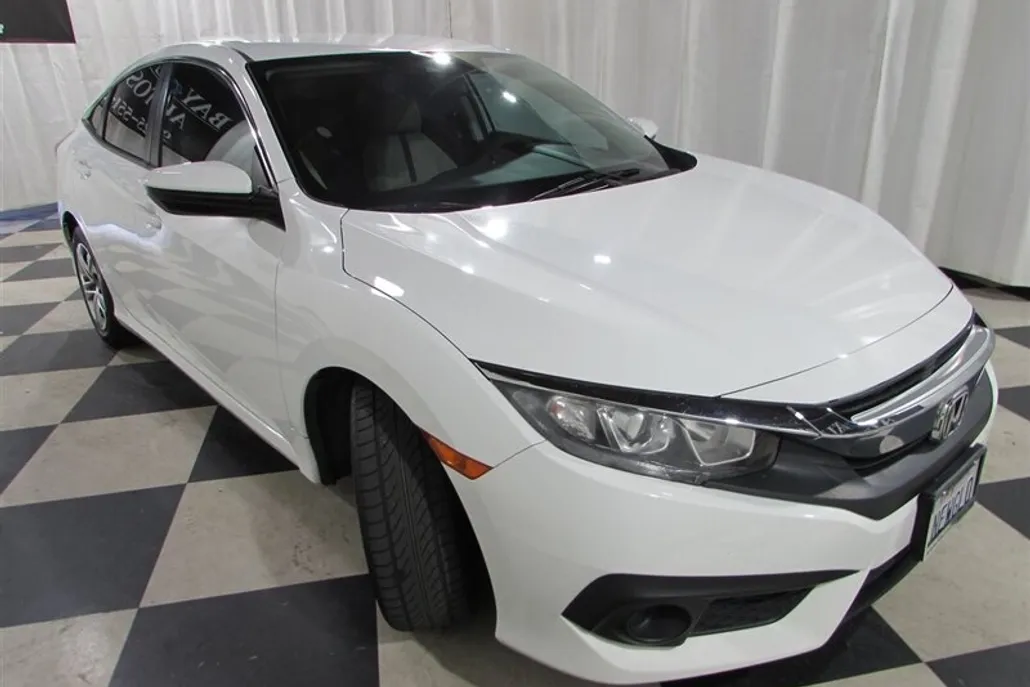 2018 Honda Civic LX photo 1