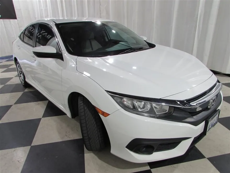 2018 Honda Civic LX photo 1
