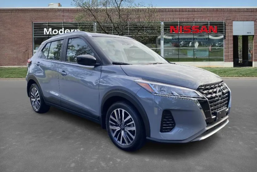 2024 Nissan Kicks SV photo 1