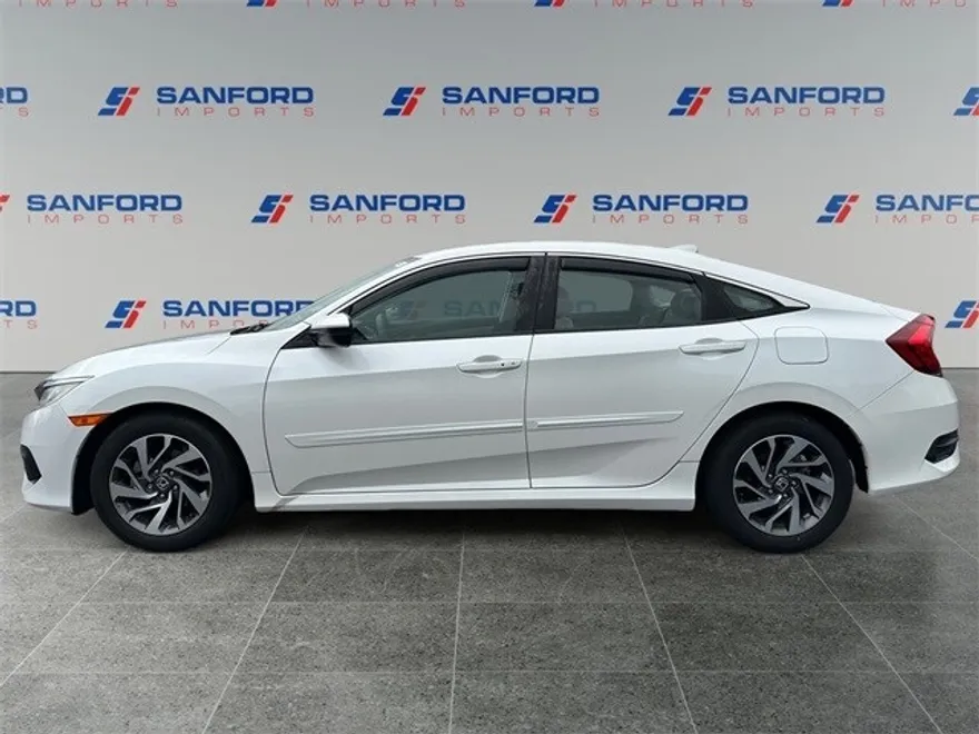 2018 Honda Civic EX photo 1