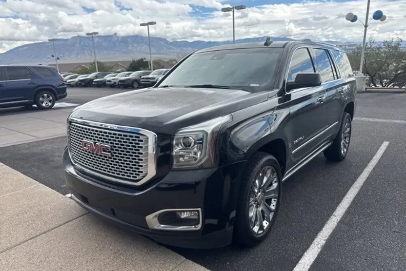 2015 Gmc Yukon Denali photo 1