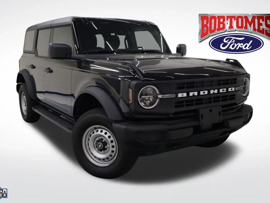 2025 Ford Bronco Base photo 1