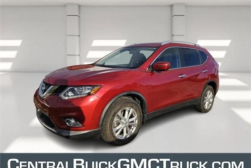 2016 Nissan Rogue SV photo 1